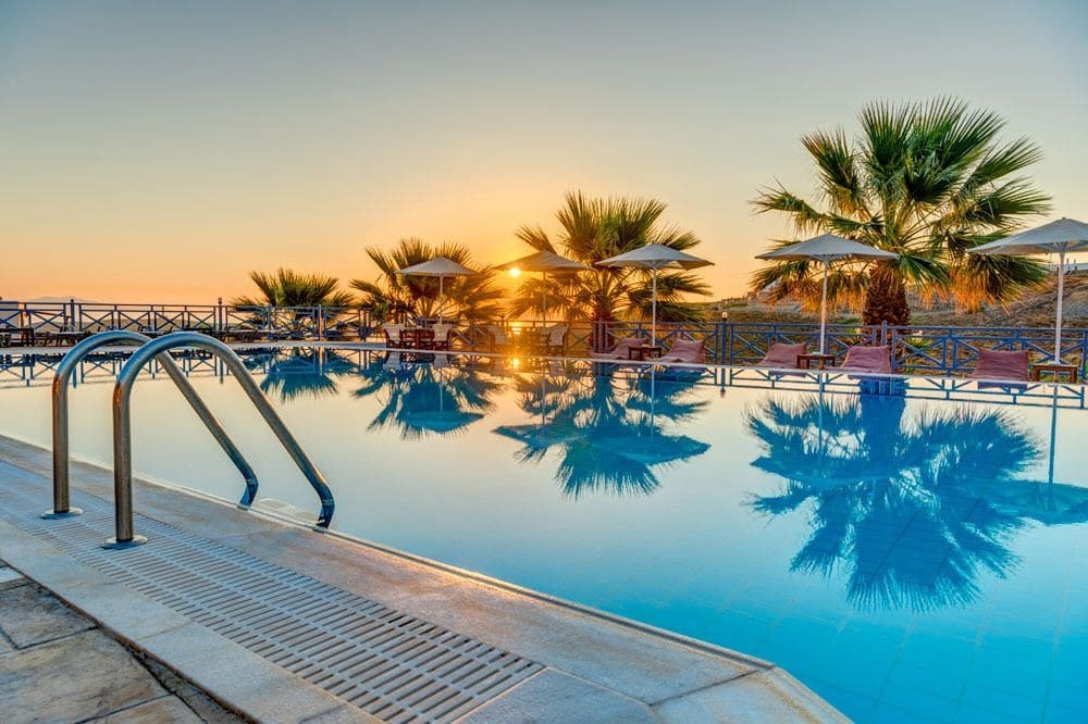Sunrise Beach Suites アゾリムノス エクステリア 写真